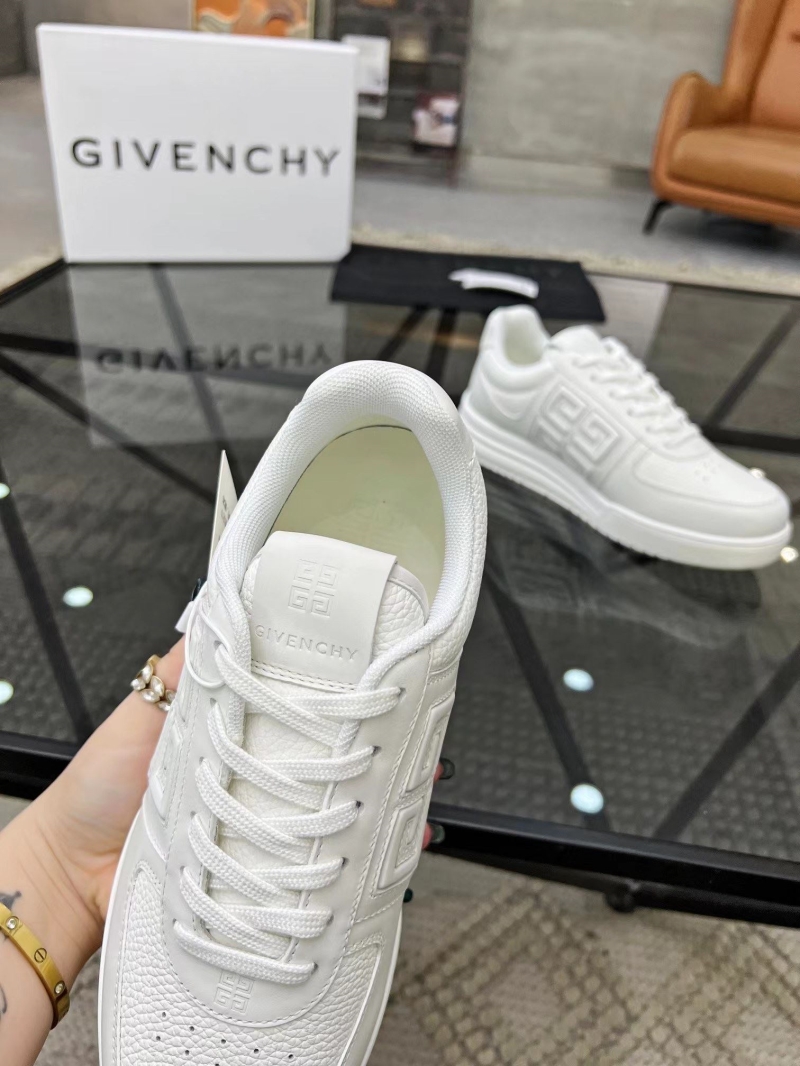 Givenchy Sneakers